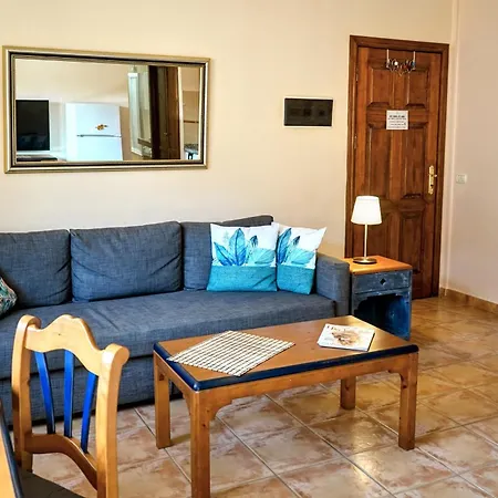 Alejandro Apartment *