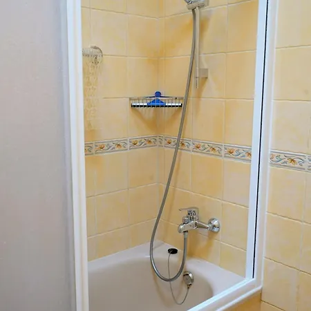 Alejandro Apartment *